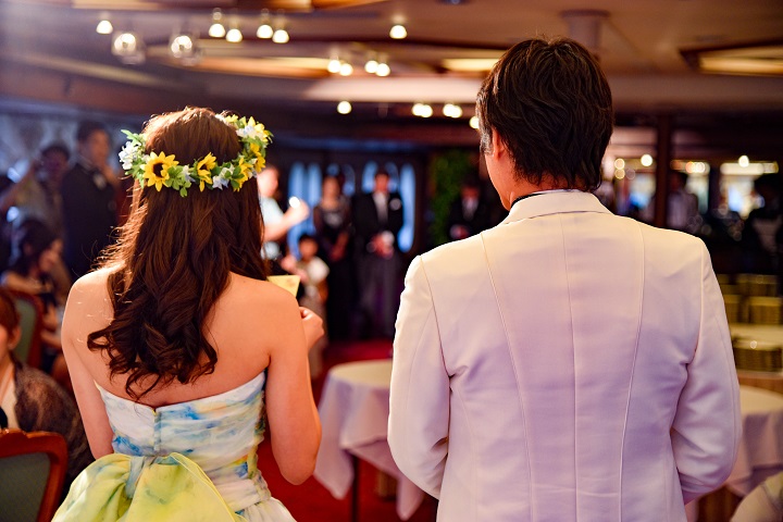 さすが と言わせる新郎新婦の結婚式マナー おもしろいオリジナルウエディングなら結婚式プロデュースの空飛ぶペンギン社